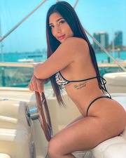 lauravanfit