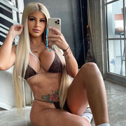 neyleenashley